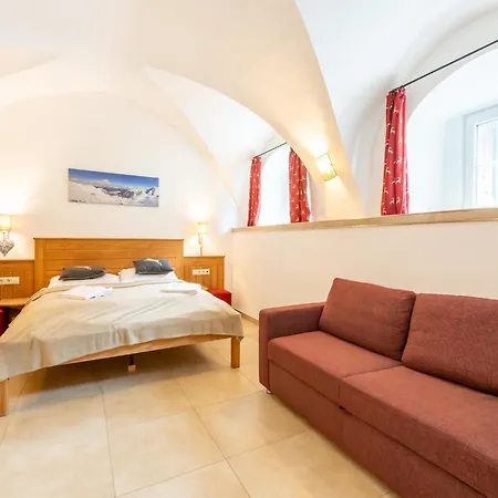 Heritage In Near Area Nyaraló Niedernsill